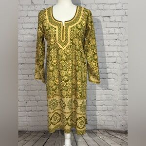 Elegant Floral Long Sleeve Kurta in Green and Cream